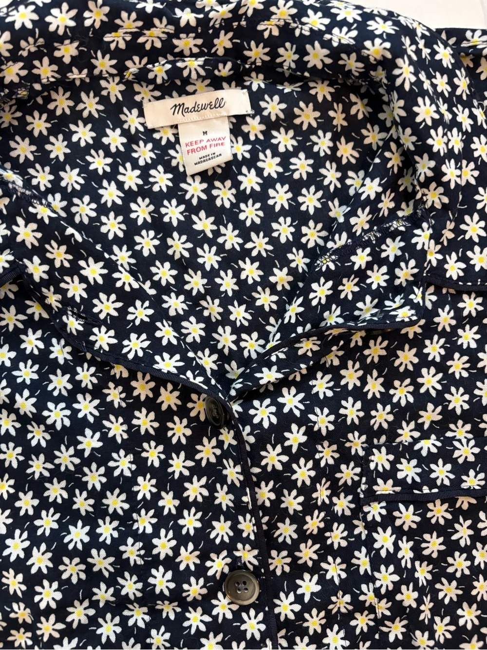 Madewell Mini Daisy Short Sleeve Pajama Set Top medium, bottoms XL - Picture 4 of 4
